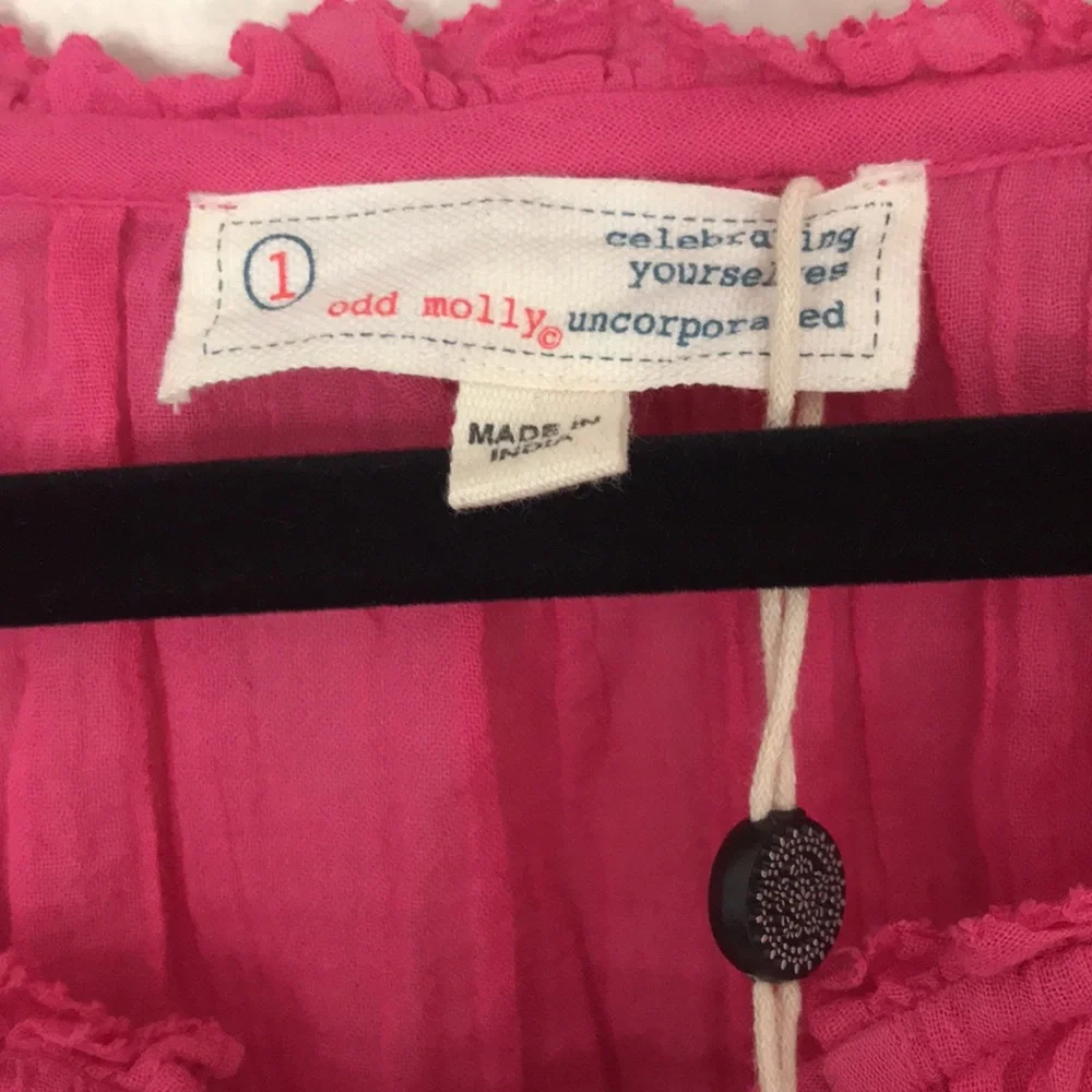 NEW Odd‎ Molly Superflow Blouse. Small